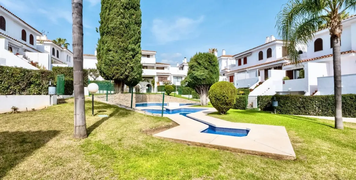 Долгосрочная аренда таунхауса в Cancelada 23