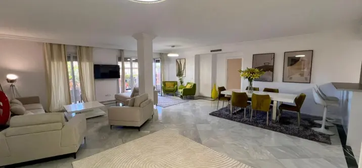 Long-term rent of ground floor apartment in The Golden Mile 0