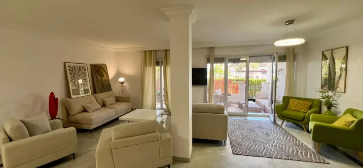 Long-term rent of ground floor apartment in The Golden Mile 2