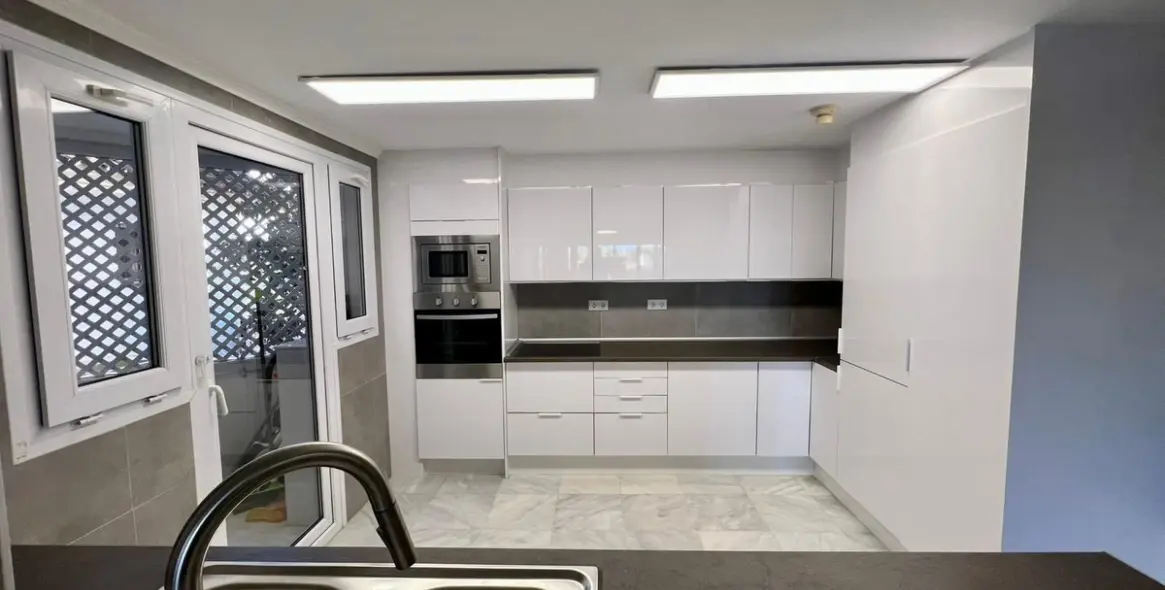 Long-term rent of ground floor apartment in The Golden Mile 8