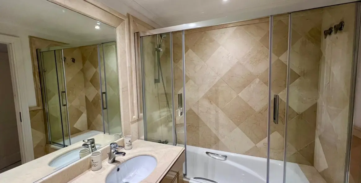 Long-term rent of ground floor apartment in The Golden Mile 14