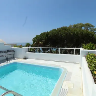 Short-term rent of penthouse duplex in The Golden Mile
