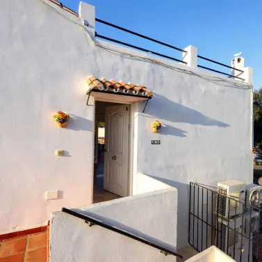 Sale of middle floor apartment in Benalmadena