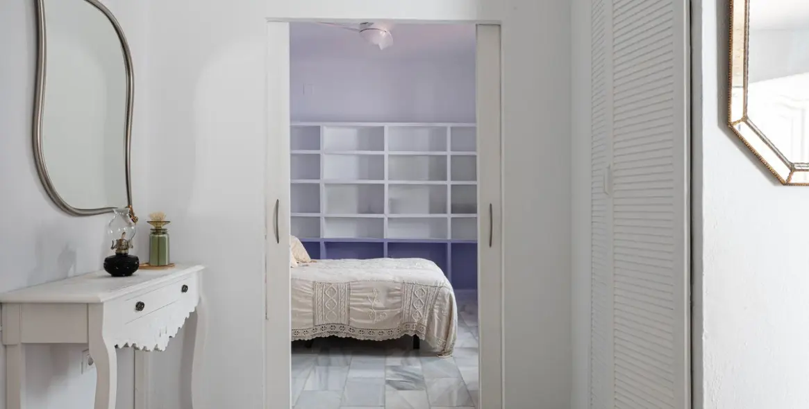 Sale of middle floor apartment in Benalmadena 10