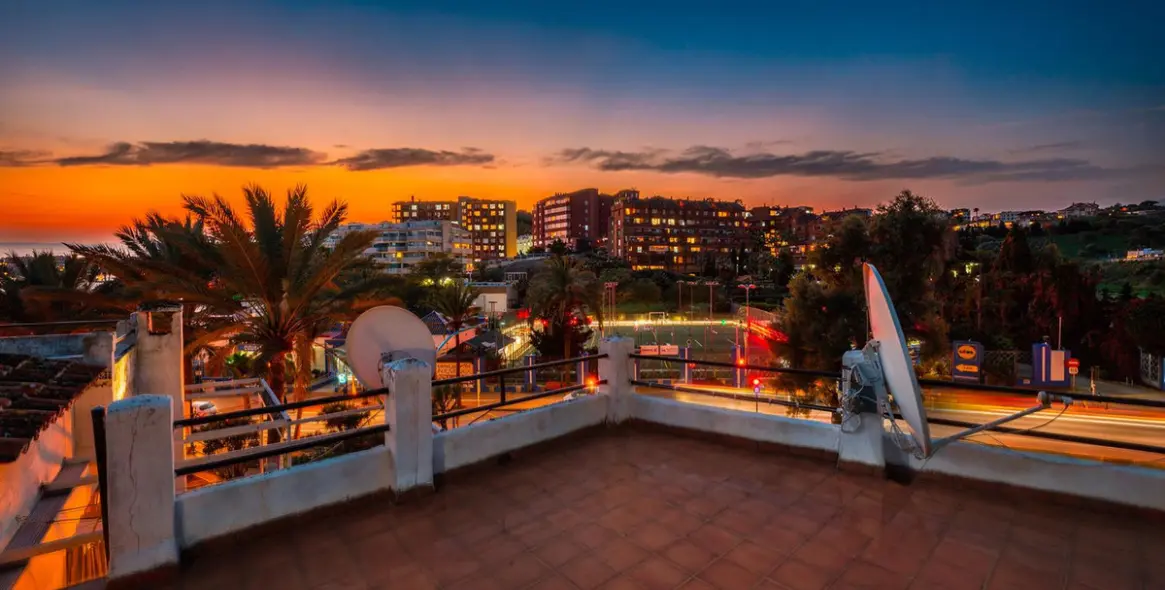 Sale of middle floor apartment in Benalmadena 19