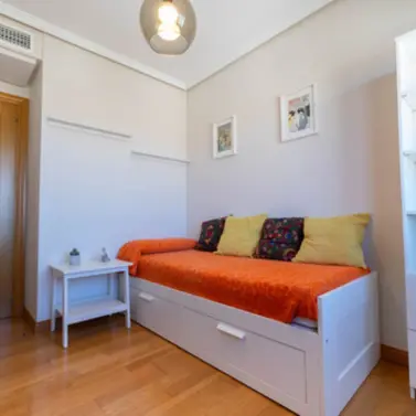 Sale of middle floor apartment in Torremolinos