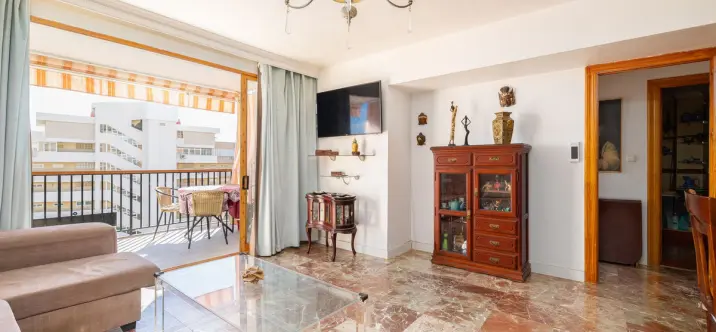 Venta de apartamento en planta media en Fuengirola 3