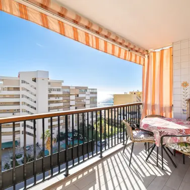 Venta de apartamento en planta media en Fuengirola