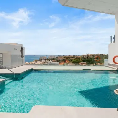 Sale of penthouse in Fuengirola