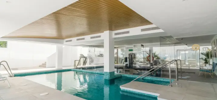 Sale of penthouse in Fuengirola 2