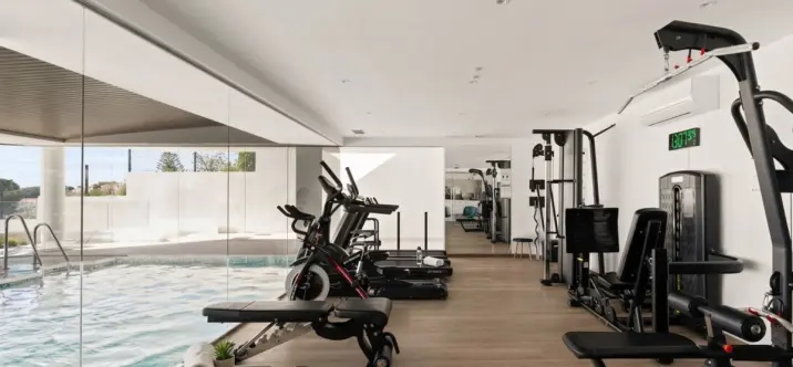 Sale of penthouse in Fuengirola 3