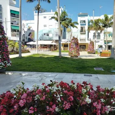 Venta de apartamento en planta media en Estepona