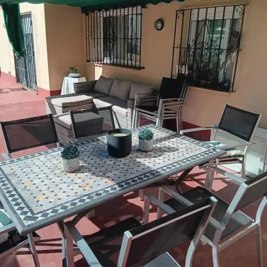 Venta de apartamento en planta media en Estepona