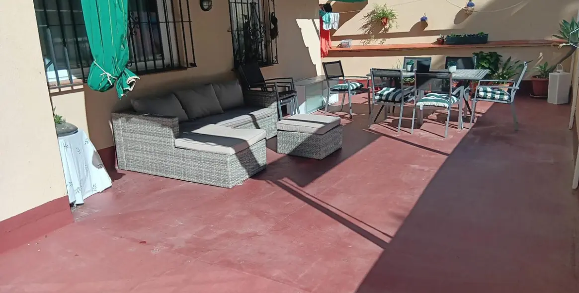 Продажа апартаментов на среднем этаже в Estepona 15