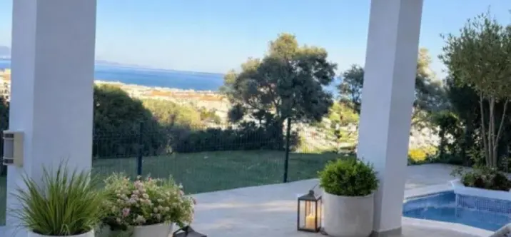 Продажа апартаментов на первом этаже в Manilva 2