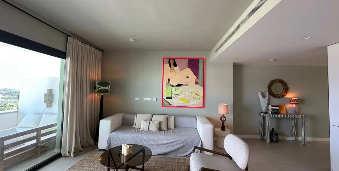 Sale of middle floor apartment in Calanova Golf 7