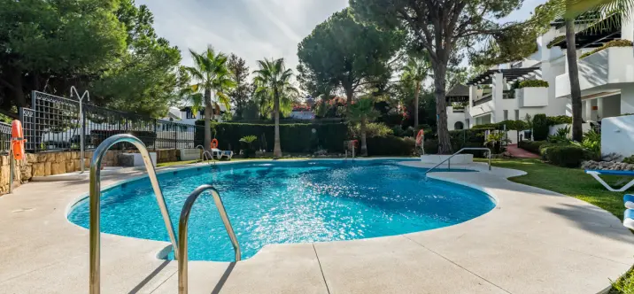 Продажа апартаментов на среднем этаже в Río Real 1