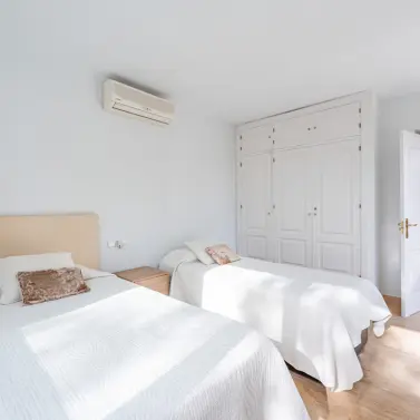 Продажа апартаментов на среднем этаже в Río Real