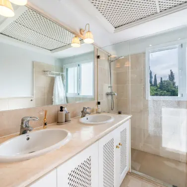 Продажа апартаментов на среднем этаже в Río Real