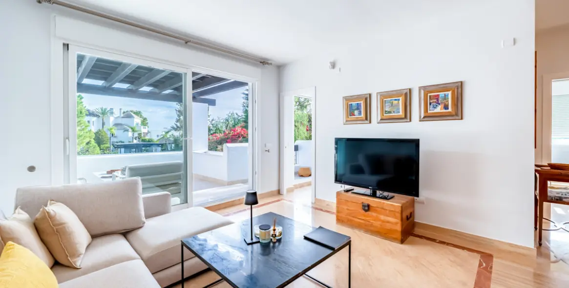 Продажа апартаментов на среднем этаже в Río Real 22