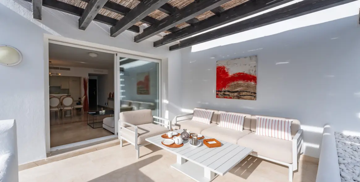 Продажа апартаментов на среднем этаже в Río Real 27