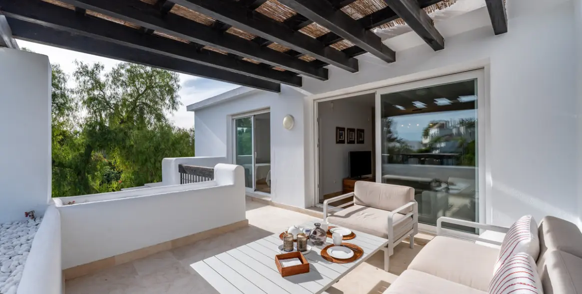 Продажа апартаментов на среднем этаже в Río Real 30