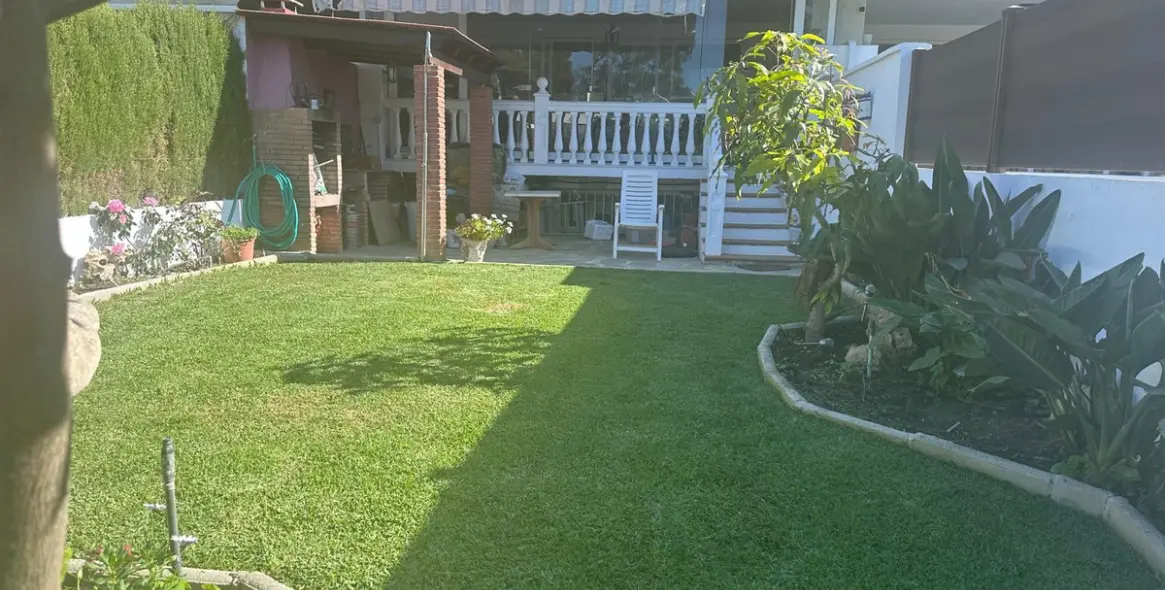 Venta de adosado en Estepona 1