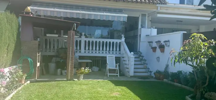 Venta de adosado en Estepona 1