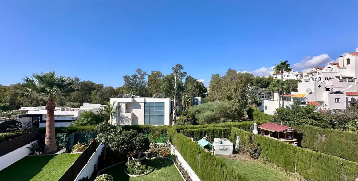 Продажа таунхауса в Estepona 33