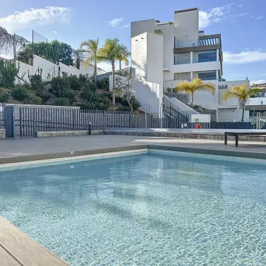 Продажа апартаментов на первом этаже в Estepona