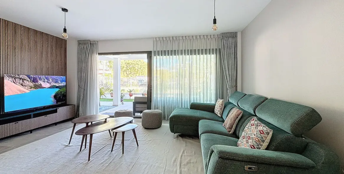 Продажа апартаментов на первом этаже в Estepona 7