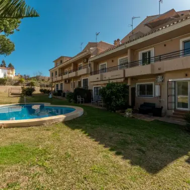 Venta de casa pareada en Artola