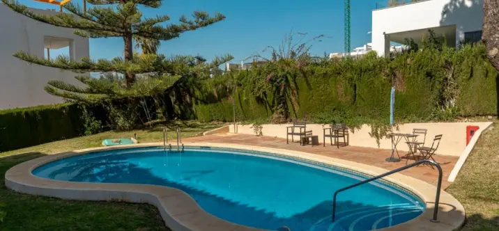 Venta de casa pareada en Artola 2