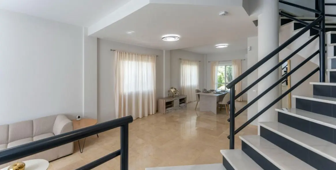 Venta de casa pareada en Artola 11