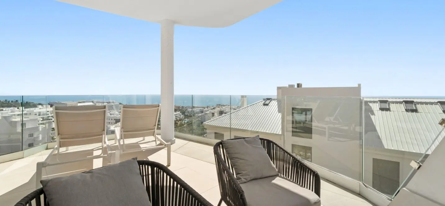 Продажа апартаментов на среднем этаже в Fuengirola 0
