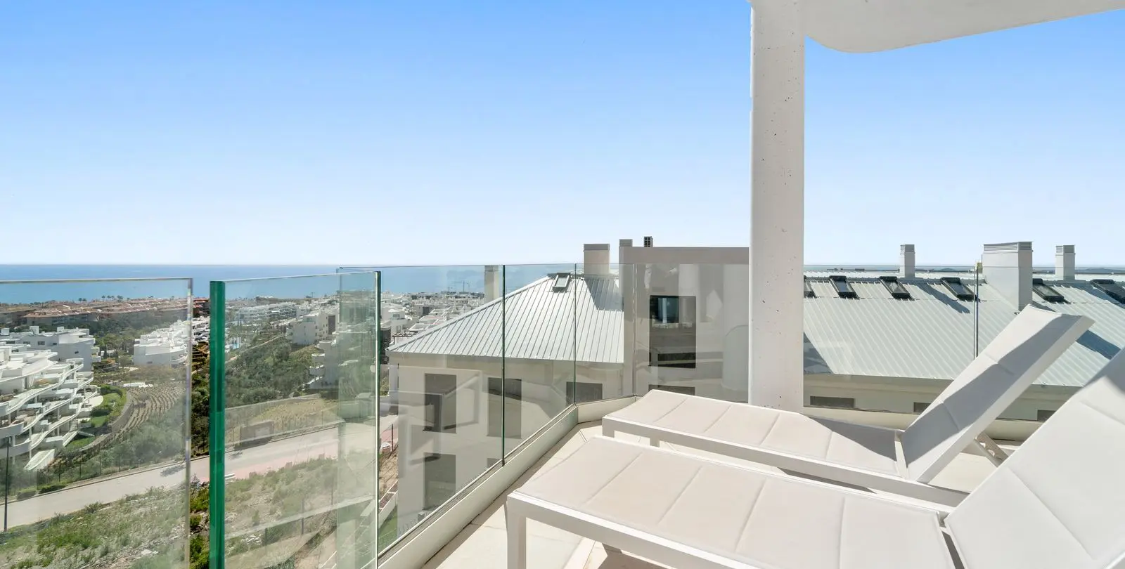 Venta de apartamento en planta media en Fuengirola 3