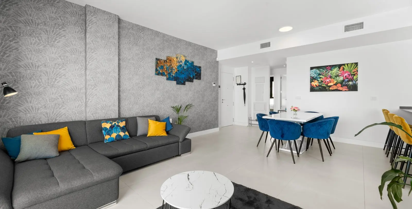 Venta de apartamento en planta media en Fuengirola 5