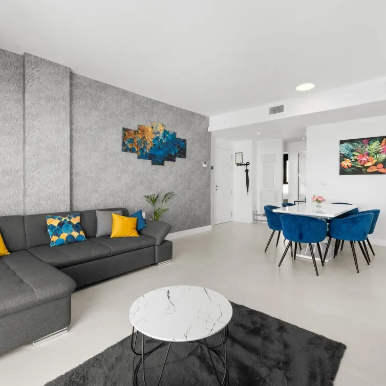 Продажа апартаментов на среднем этаже в Fuengirola