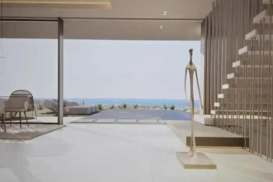 Image 4 thumb
