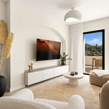 Sale of middle floor apartment in La Quinta