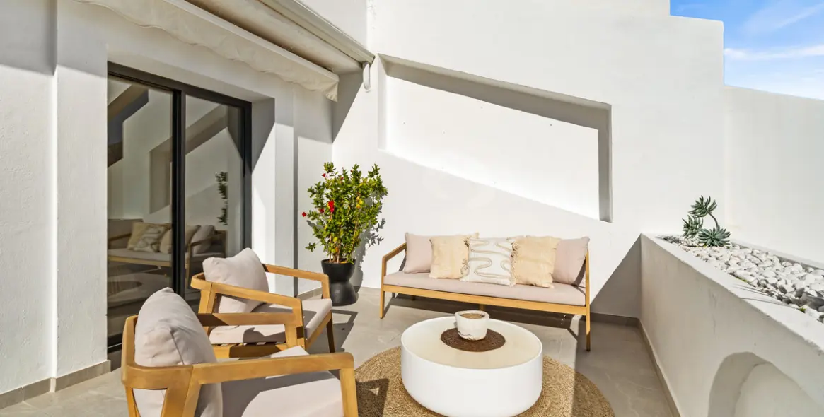 Продажа апартаментов на среднем этаже в La Quinta 29