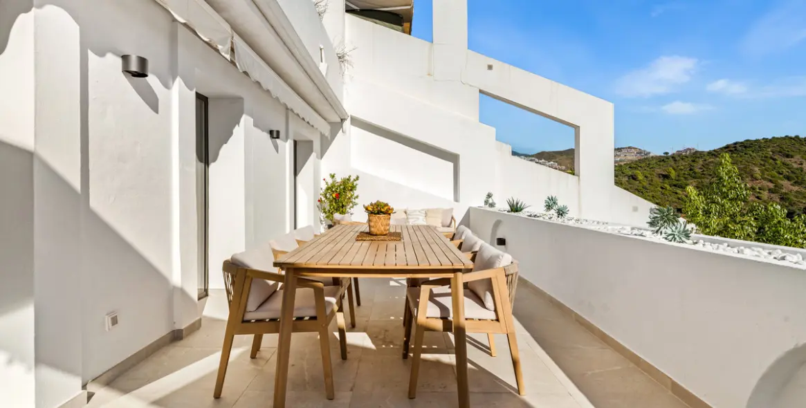 Продажа апартаментов на среднем этаже в La Quinta 31