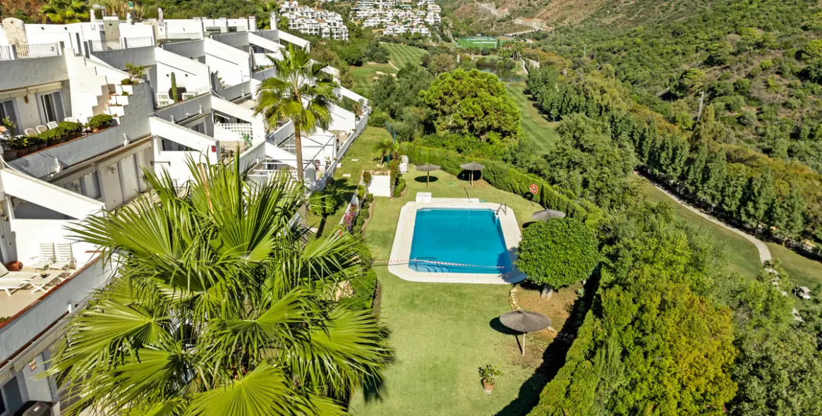 Продажа апартаментов на среднем этаже в La Quinta 36