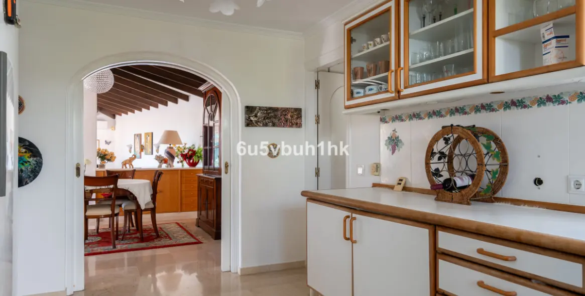 Venta de villa independiente en Calahonda 7