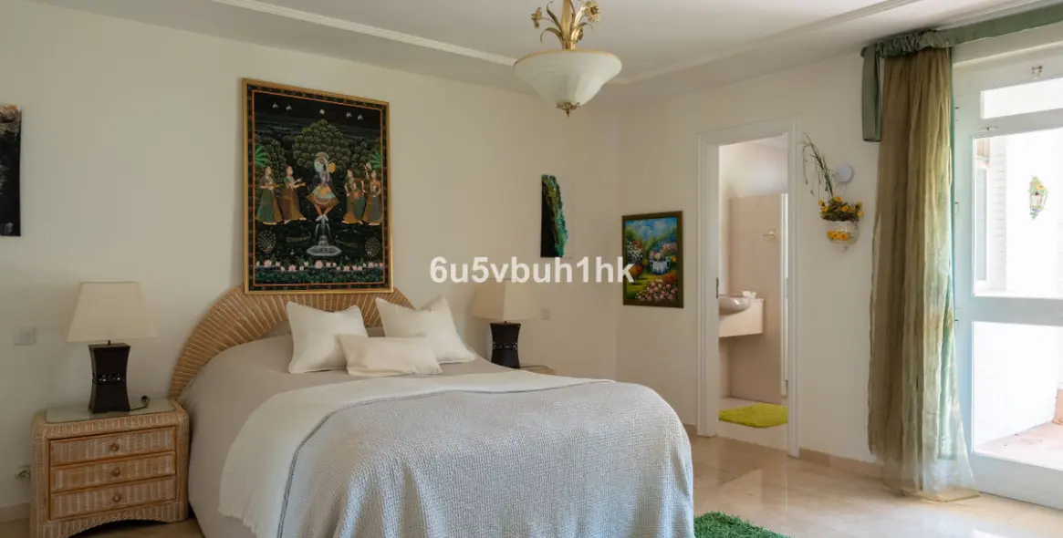 Venta de villa independiente en Calahonda 14