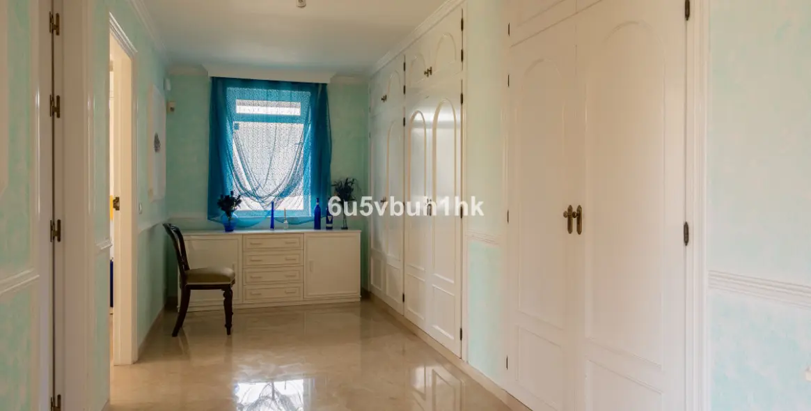 Venta de villa independiente en Calahonda 18