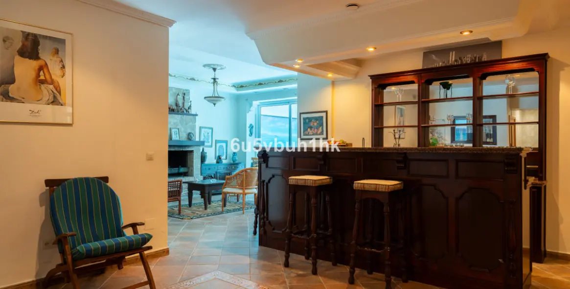 Venta de villa independiente en Calahonda 20