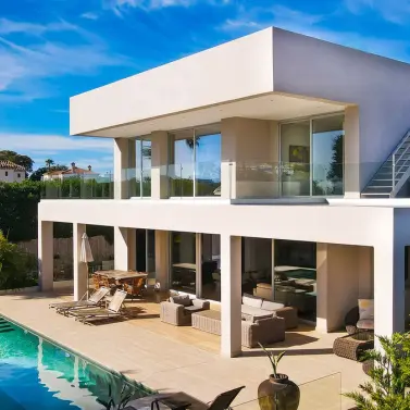 Venta de villa independiente en Marbella