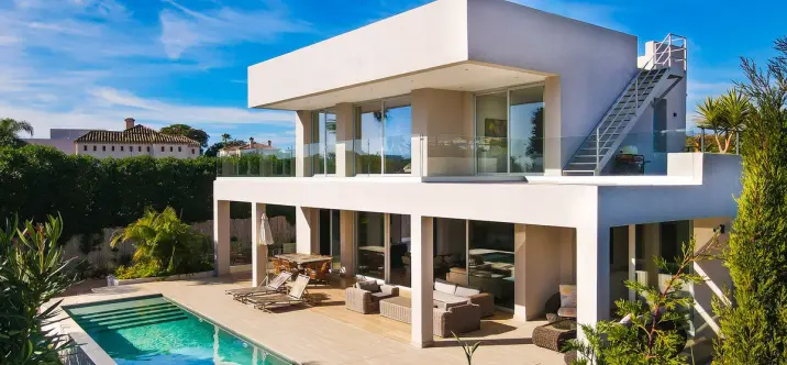 Venta de villa independiente en Marbella 0