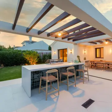 Venta de villa independiente en Nueva Andalucía